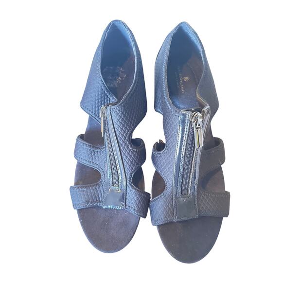 Bandolino Blue Zip Wedge Sandals - Picture 1 of 7